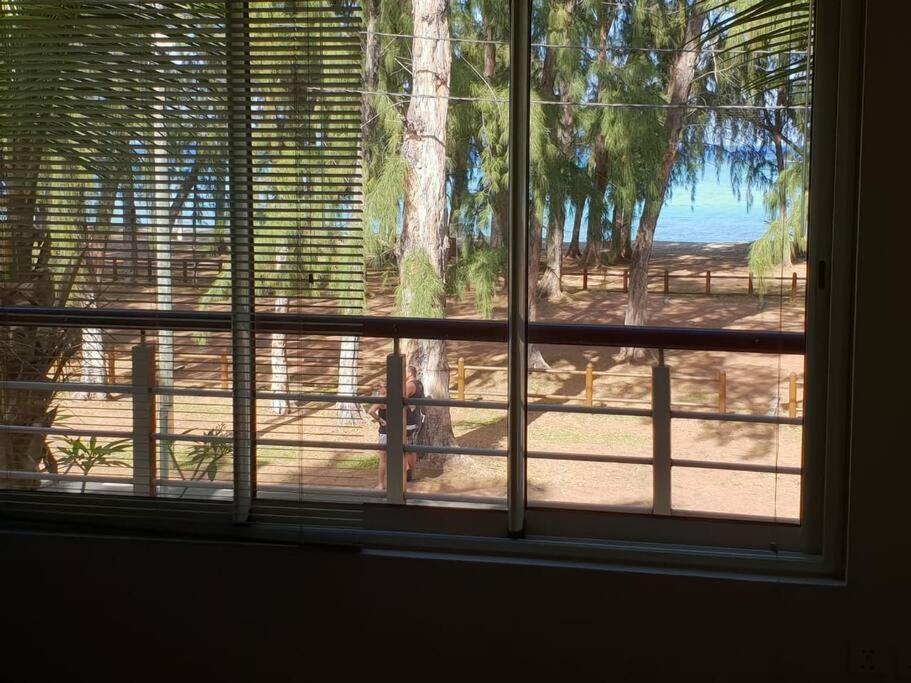 Beachfront Apartment Flic-en-Flacq Extérieur photo